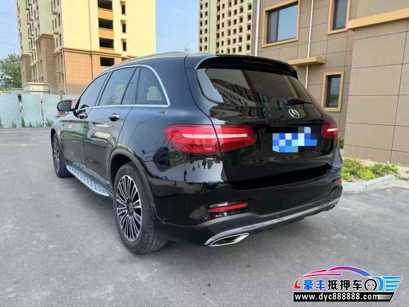 19年奔驰GLC轿车抵押车出售