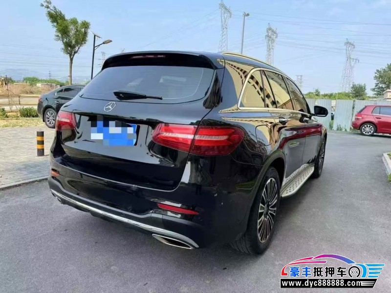 19年奔驰GLC轿车抵押车出售