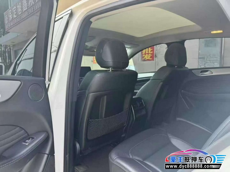 19年奔驰GLE轿车抵押车出售