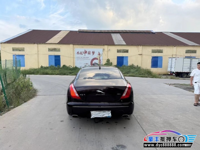 14年捷豹XJL轿车抵押车出售