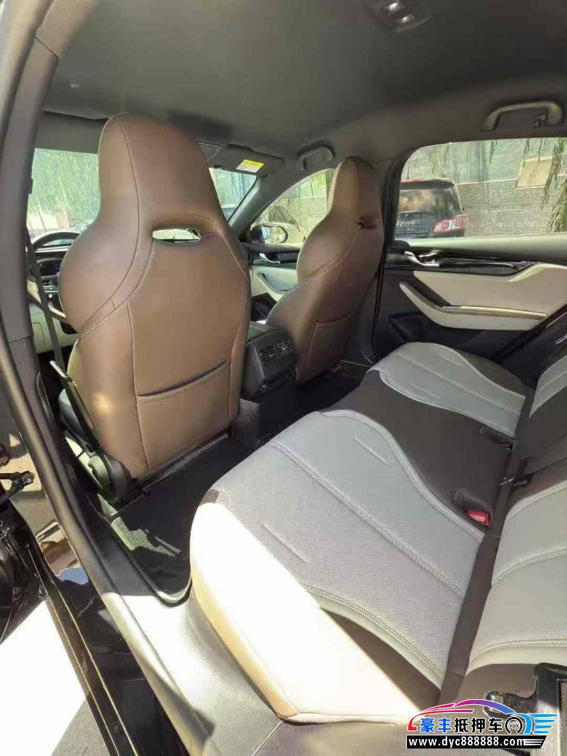 24年比亚迪秦轿车抵押车出售