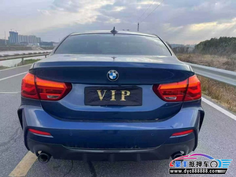 21年宝马1系轿车抵押车出售