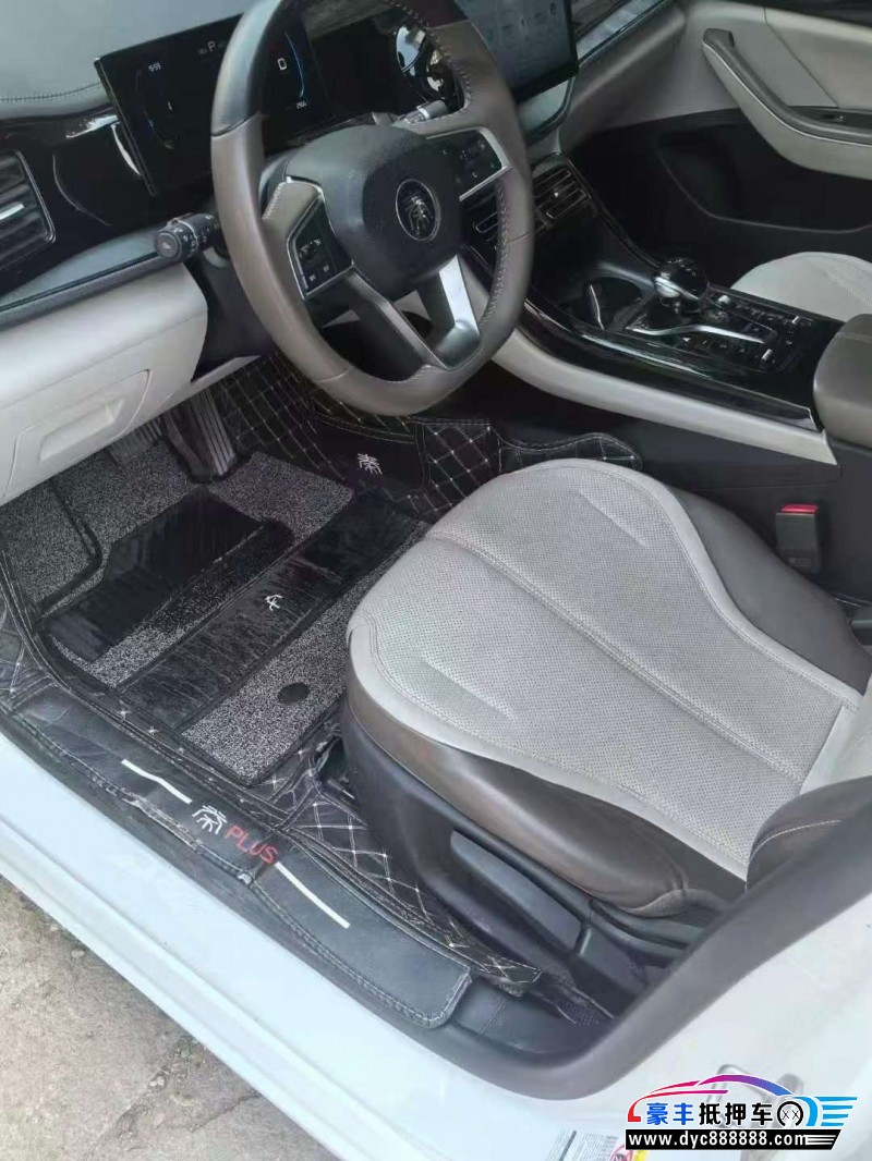 24年比亚迪秦轿车抵押车出售