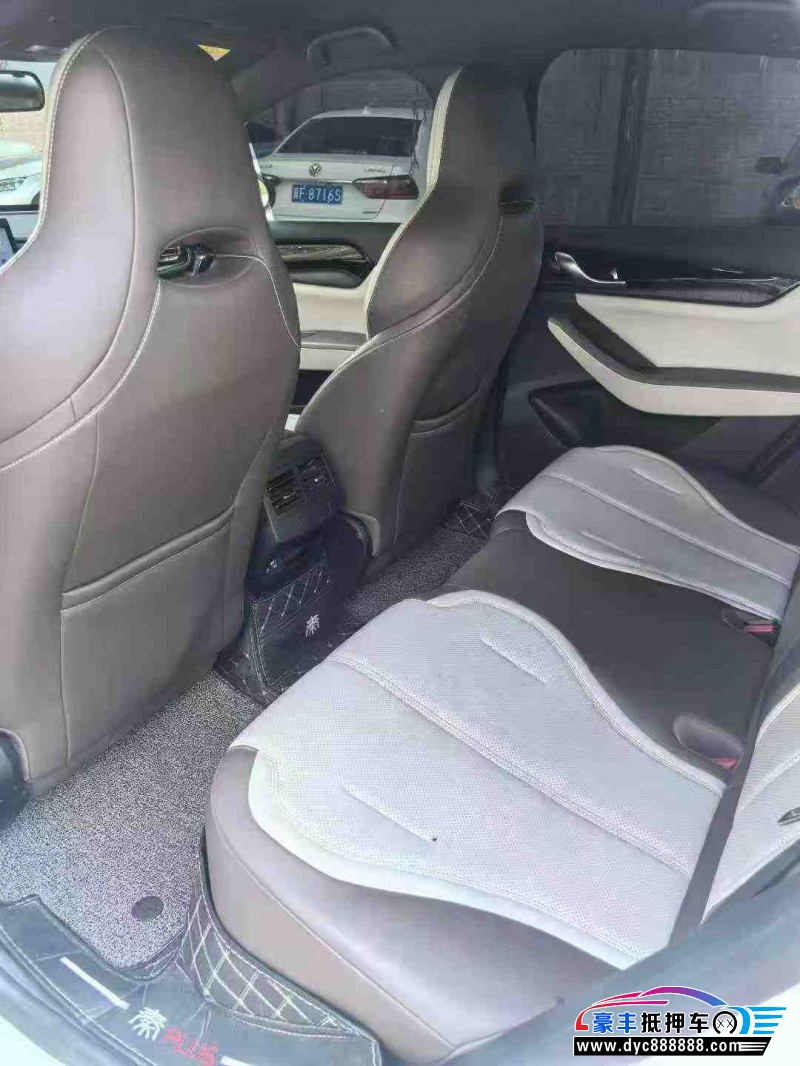 24年比亚迪秦轿车抵押车出售