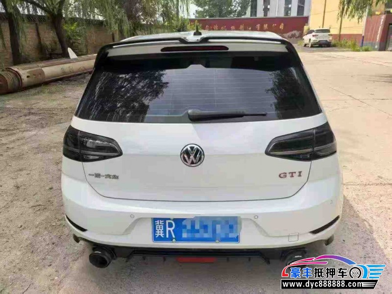 19年大众高尔夫轿车抵押车出售