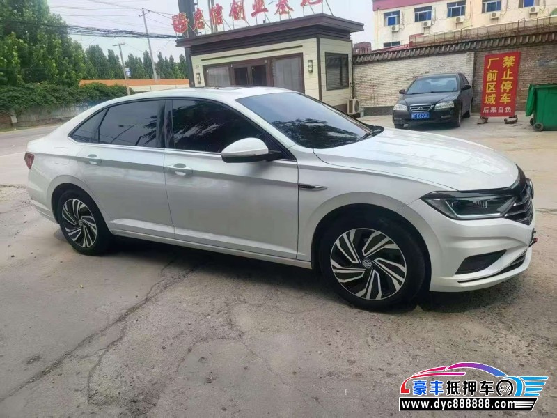 22年大众速腾轿车抵押车出售