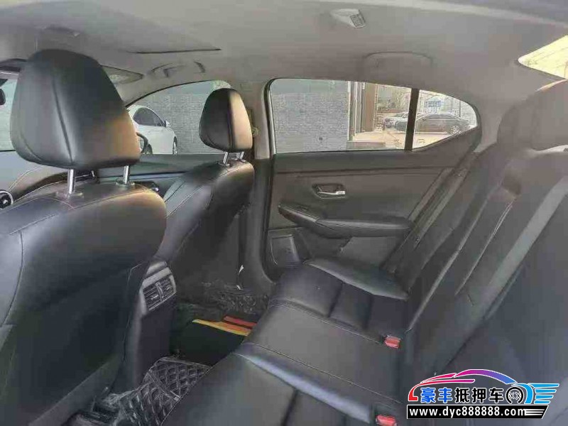 21年日产轩逸轿车抵押车出售