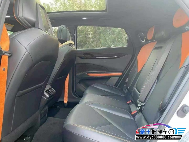 23年长安长安UNI轿车抵押车出售