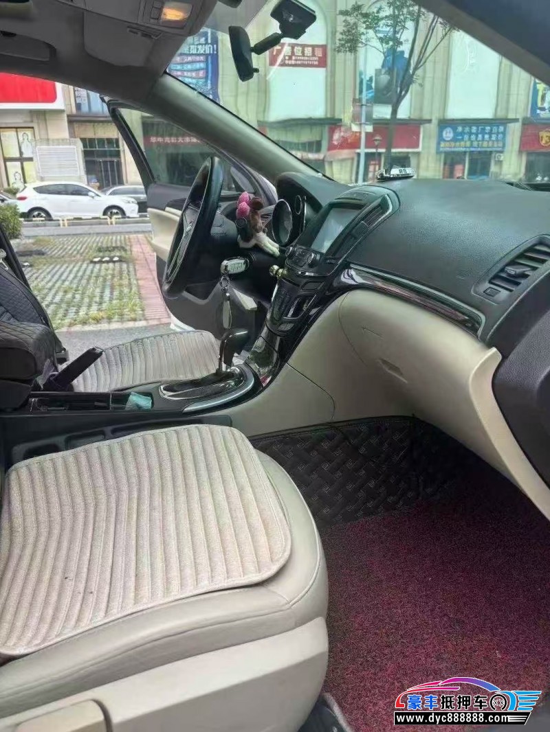 15年别克君威轿车抵押车出售