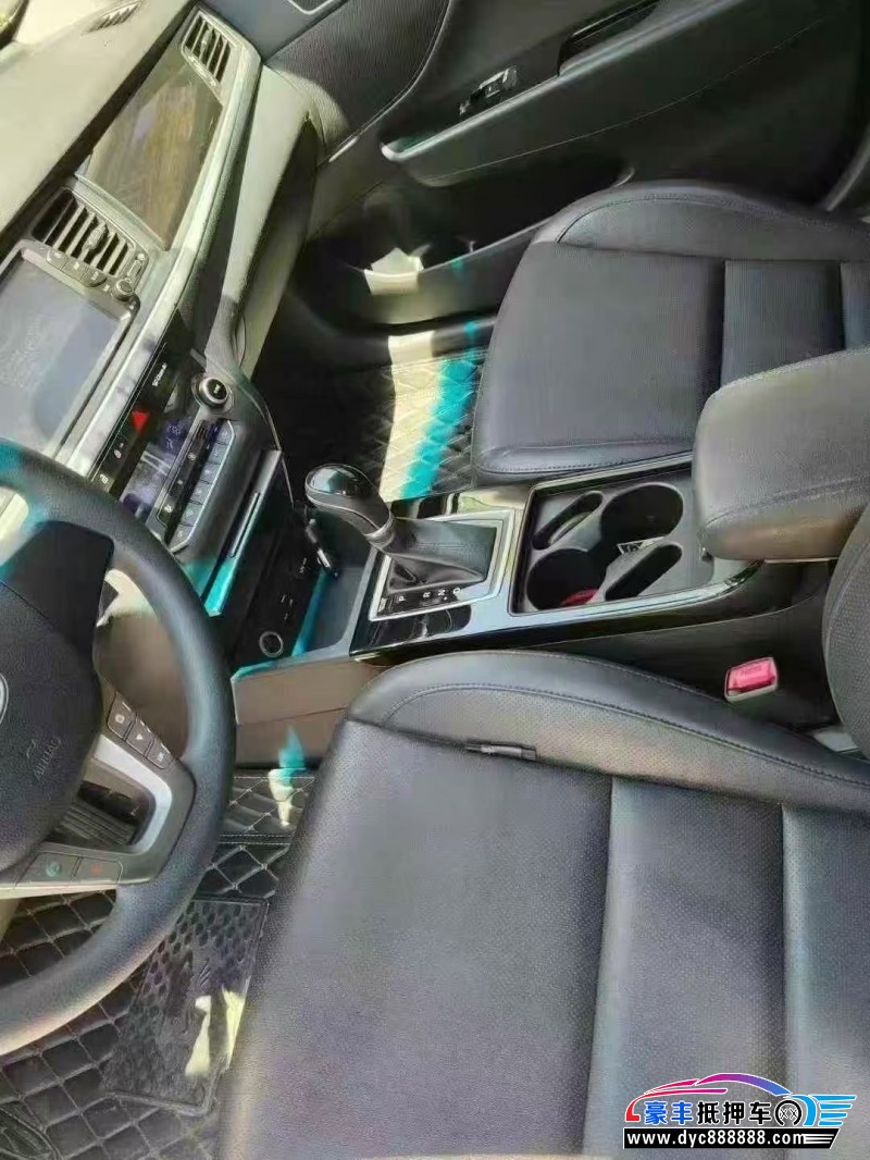 17年现代名图轿车抵押车出售