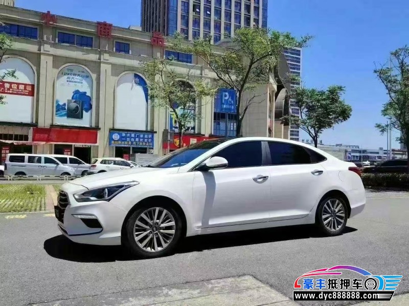 17年现代名图轿车抵押车出售