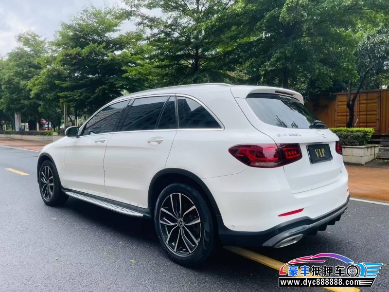 21年奔驰GLC轿车抵押车出售