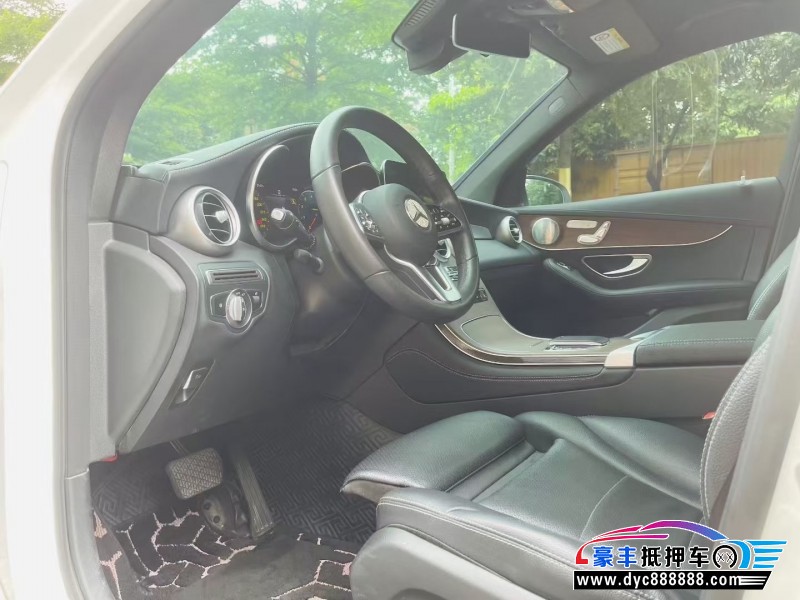 21年奔驰GLC轿车抵押车出售