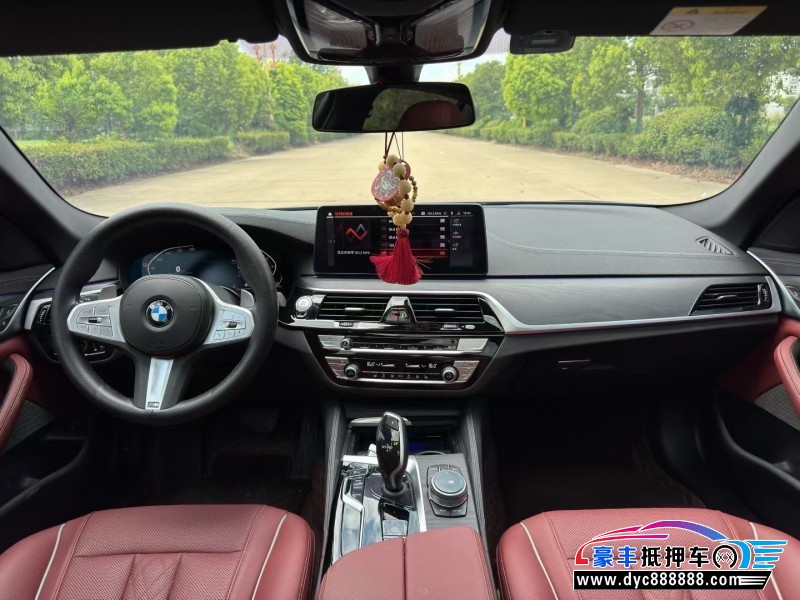 24年宝马5系轿车抵押车出售