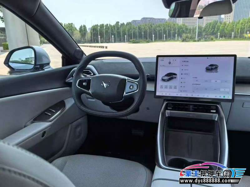 25年极狐阿尔法S轿车抵押车出售