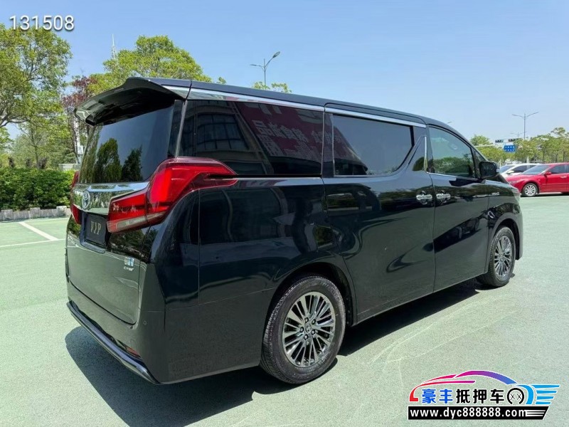 22年丰田埃尔法轿车抵押车出售