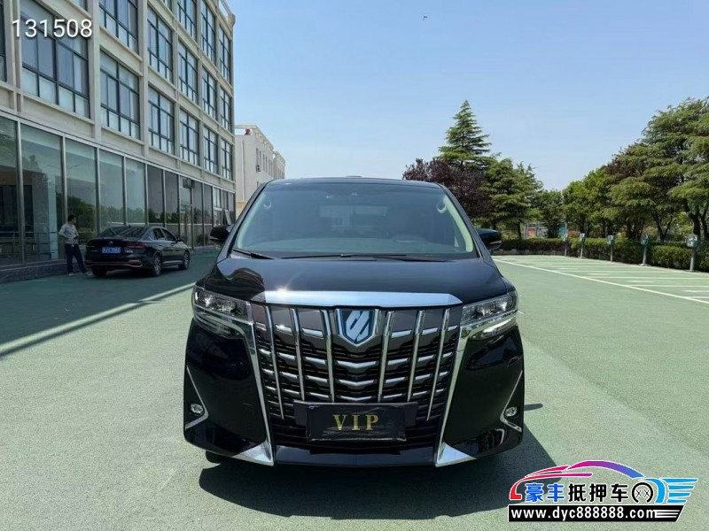 抵押车出售22年丰田埃尔法轿车
