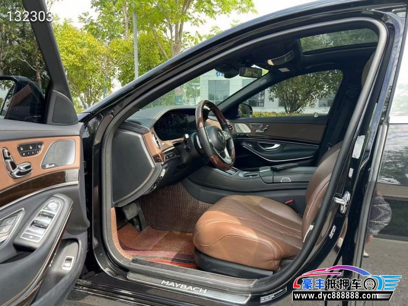 19年奔驰迈巴赫S级轿车抵押车出售