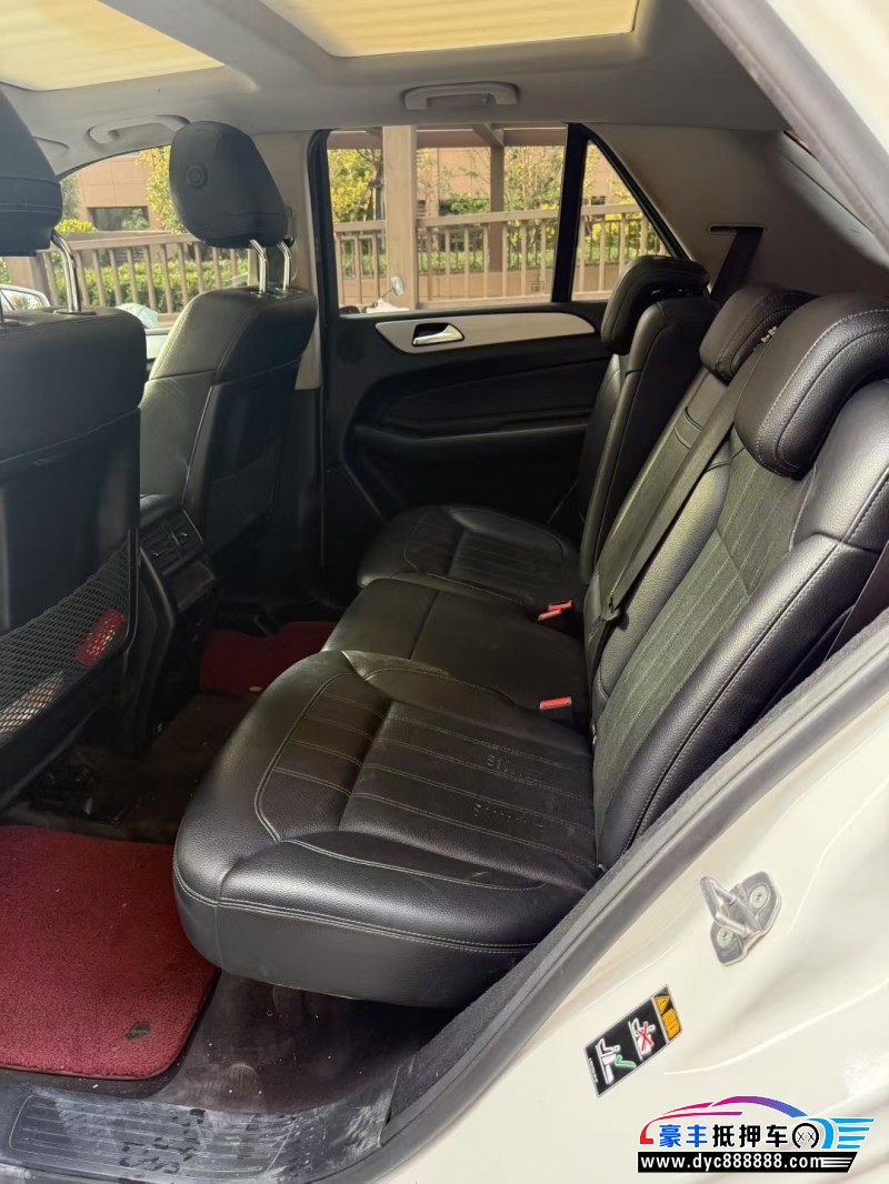 18年奔驰GLE轿车抵押车出售