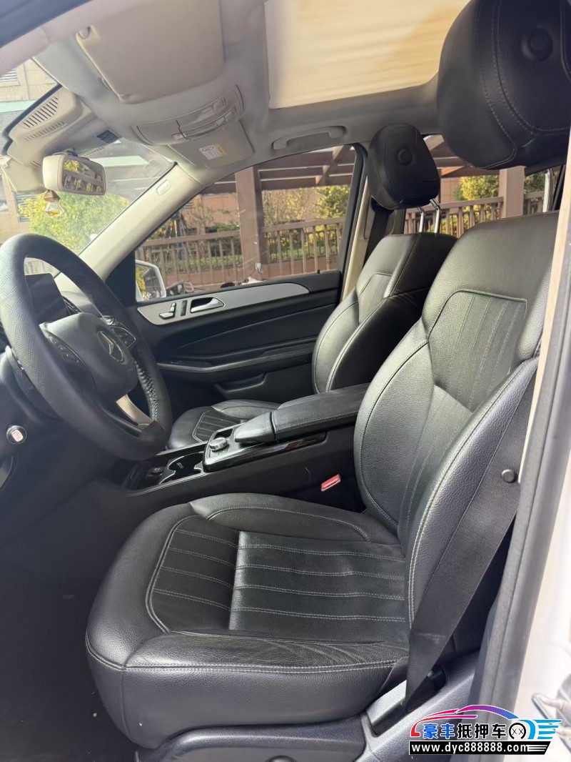 18年奔驰GLE轿车抵押车出售