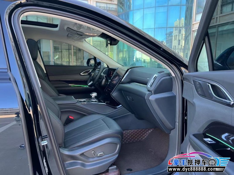 25年红旗HS3轿车抵押车出售