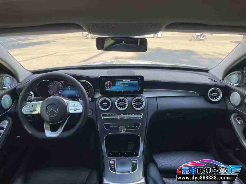 21年奔驰C轿车抵押车出售