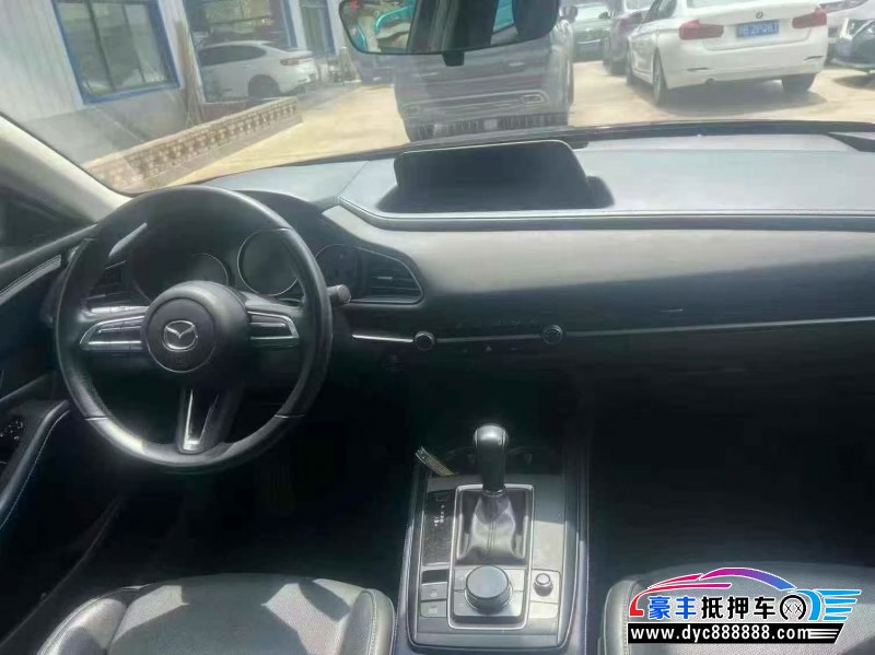 22年马自达cx30轿车抵押车出售