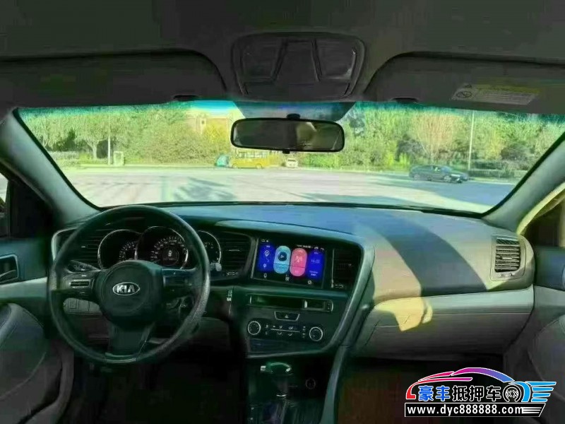 19年起亚K5轿车抵押车出售