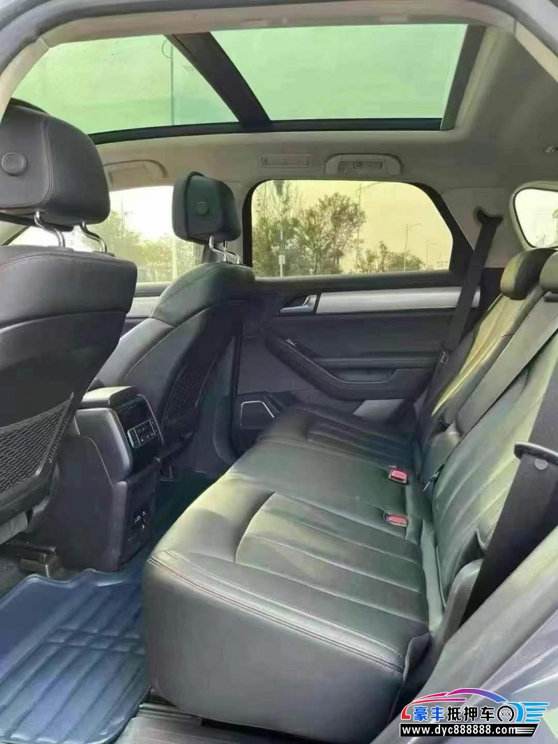 19年比亚迪唐轿车抵押车出售