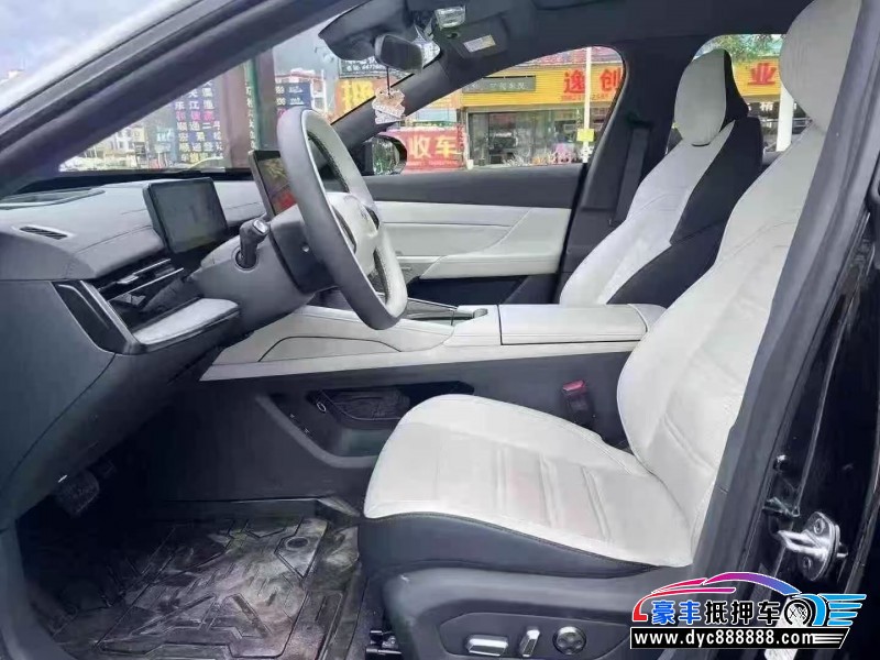 25年东风奕派007轿车抵押车出售