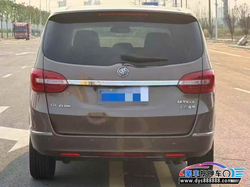 19年别克GL8轿车抵押车出售