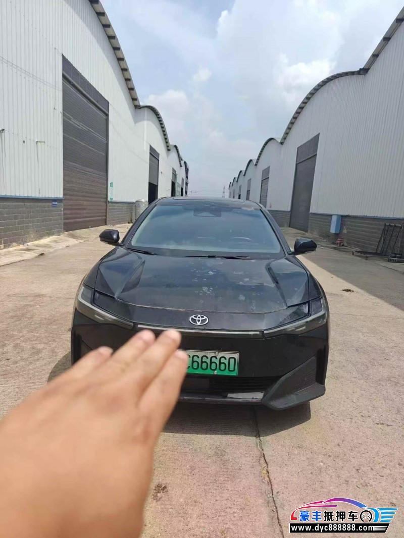 24年丰田BZ3轿车抵押车出售