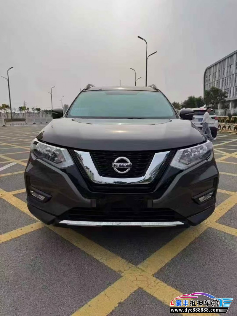 18年日产奇骏轿车抵押车出售