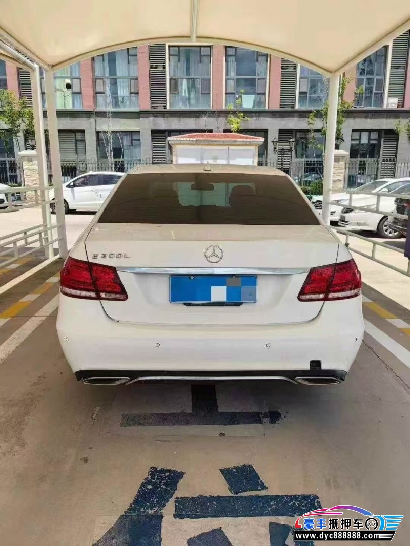 15年奔驰E轿车抵押车出售