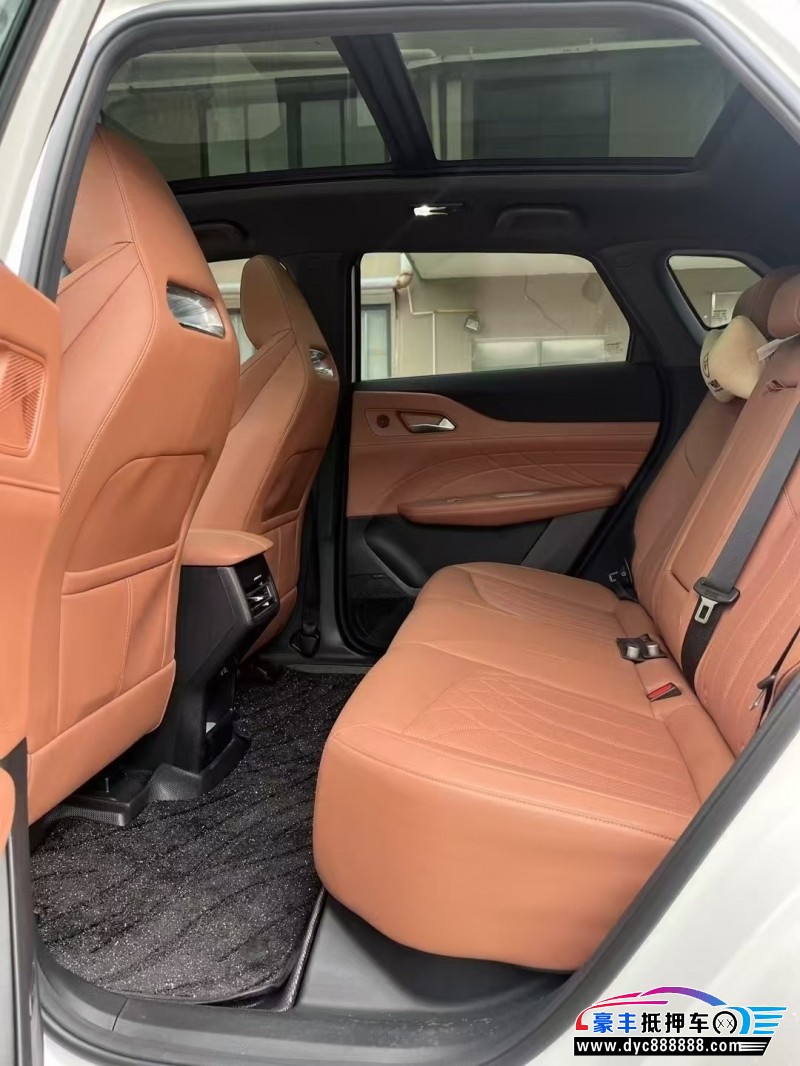 25年长安长安UNI轿车抵押车出售