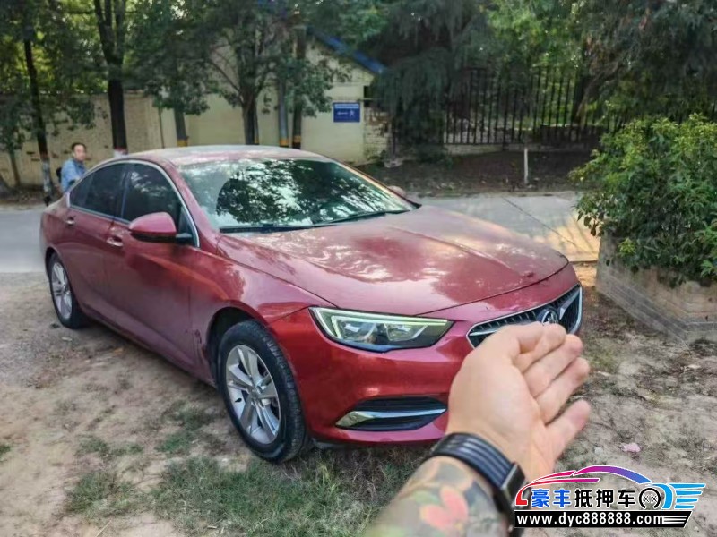 20年别克君威轿车抵押车出售