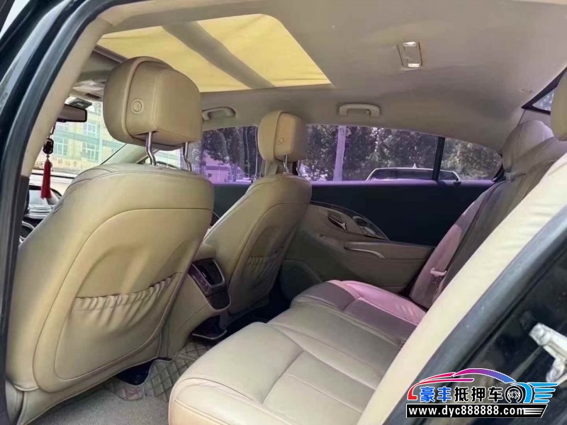 14年别克君越轿车抵押车出售