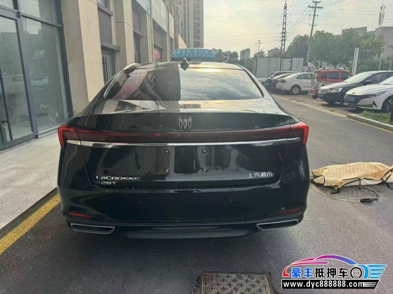 24年别克君越轿车抵押车出售