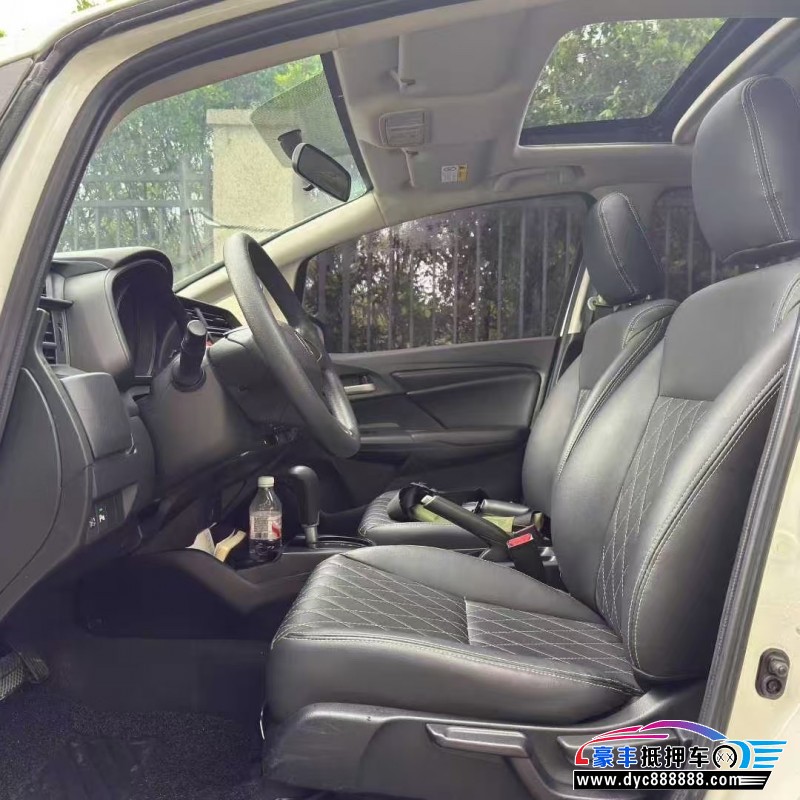 17年别克昂科威轿车抵押车出售