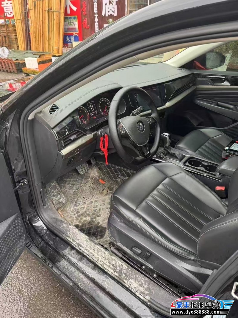 20年大众帕萨特轿车抵押车出售