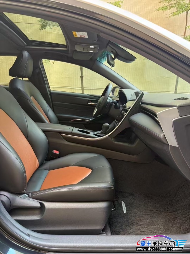 19年丰田亚洲龙轿车抵押车出售