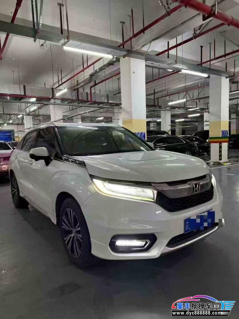 17年本田冠道轿车抵押车出售