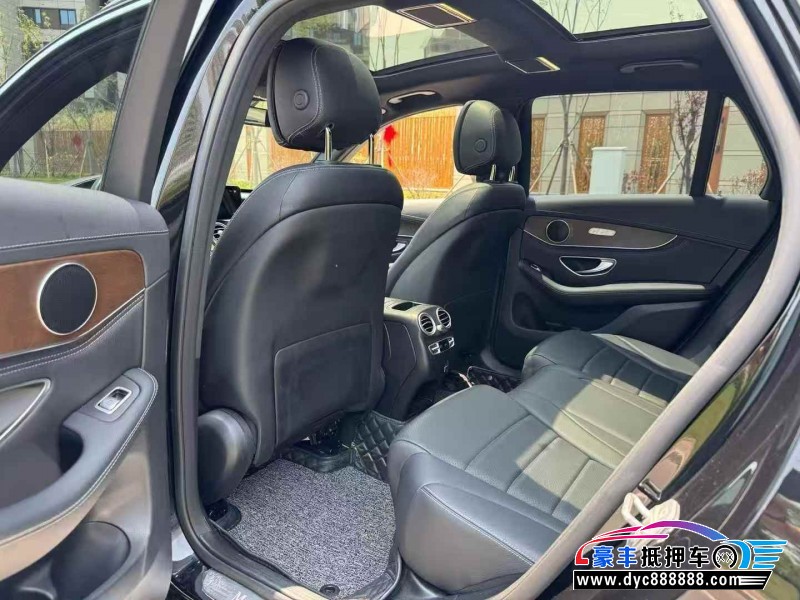 20年奔驰GLCSUV抵押车出售