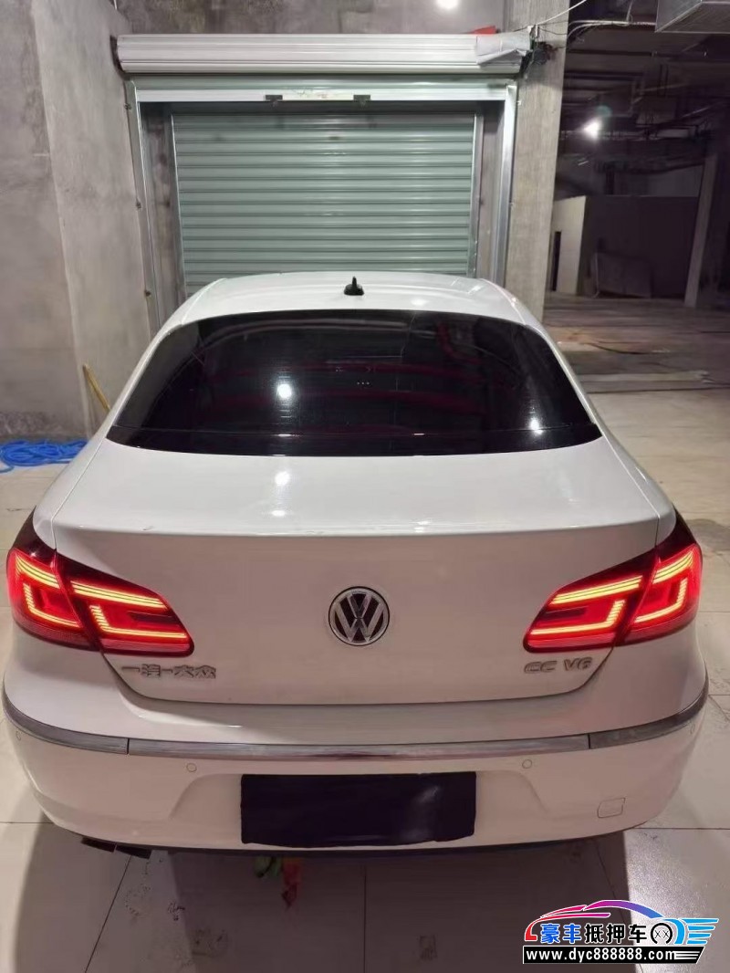 15年大众CC轿车抵押车出售