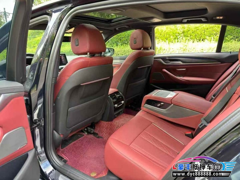 23年宝马5系轿车抵押车出售