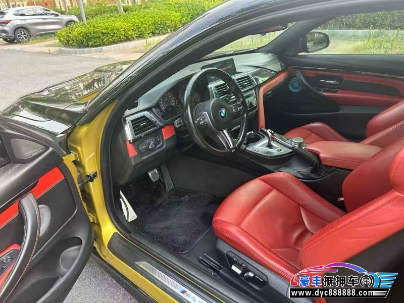 20年宝马M4轿车抵押车出售