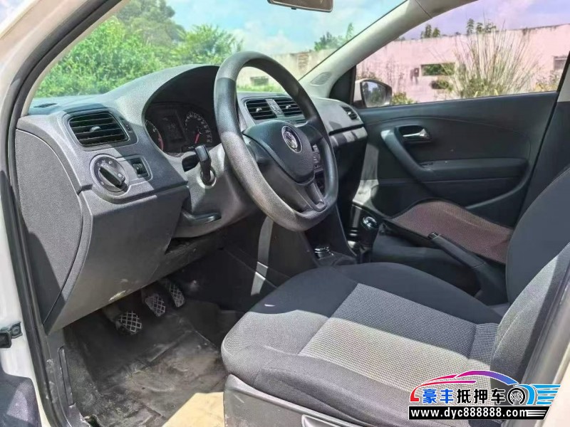 17年大众polo轿车抵押车出售