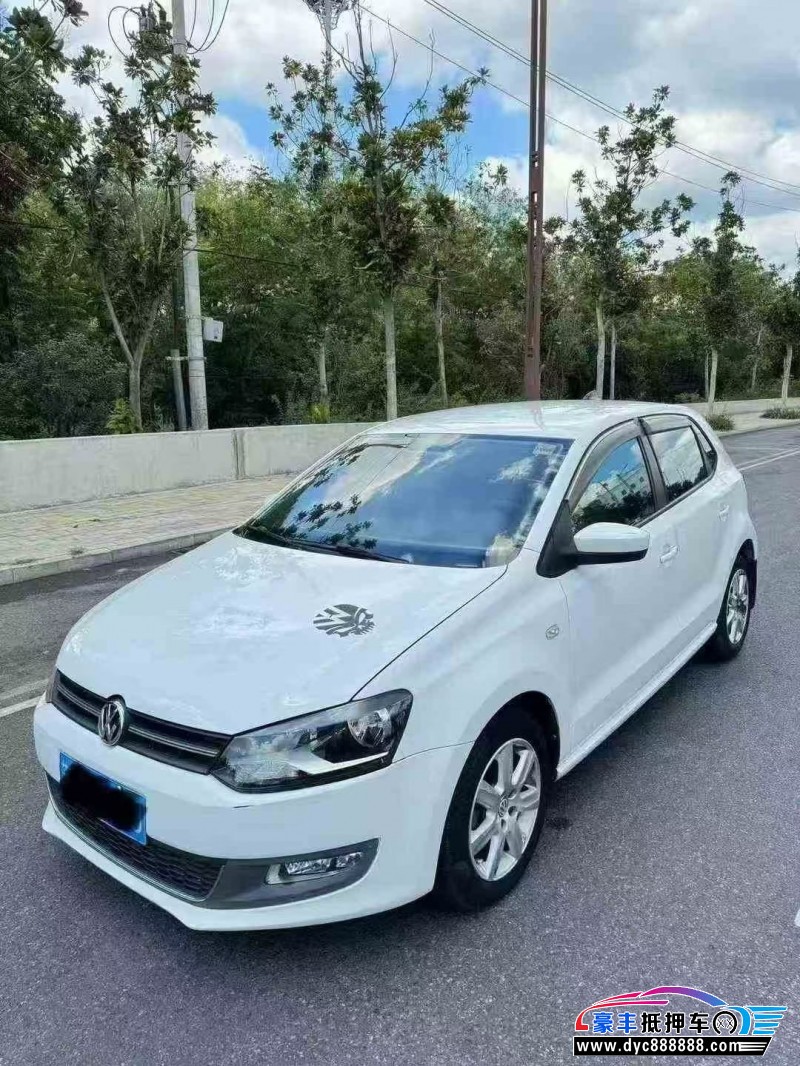13年大众polo轿车抵押车出售