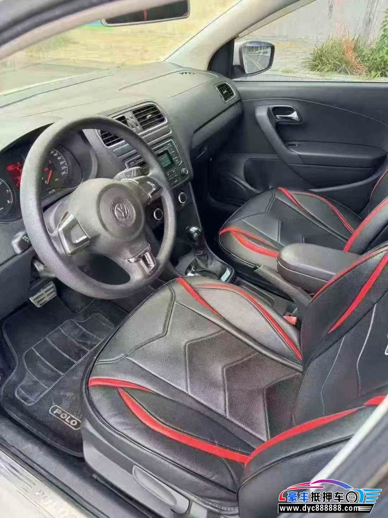 13年大众polo轿车抵押车出售