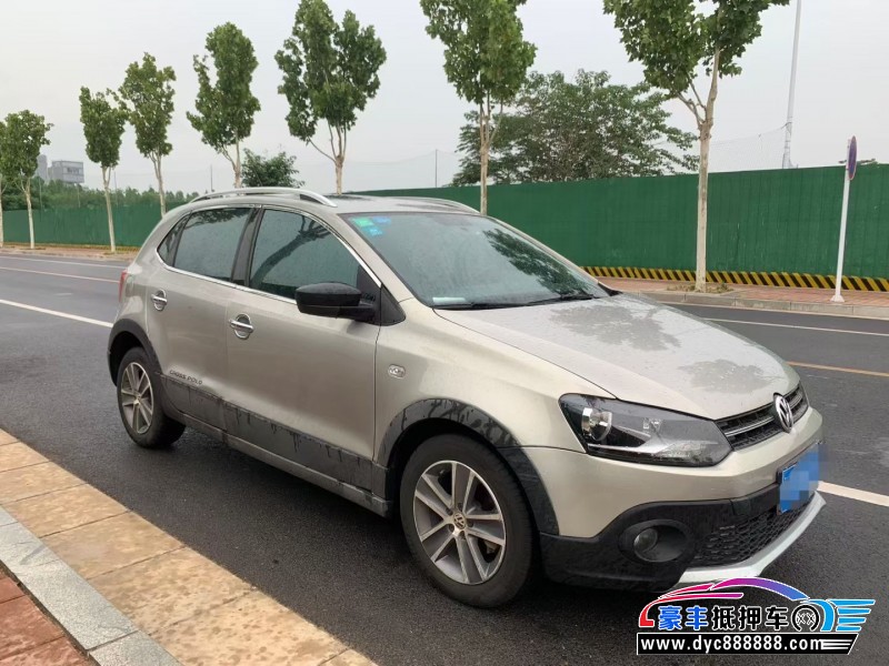 14年大众polo轿车抵押车出售